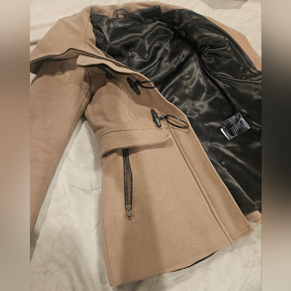 Mackage Women's Tan Trench Coat - Picture 8 of 11